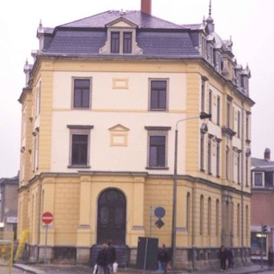 Rathaus Deuben nach der Sanierung
