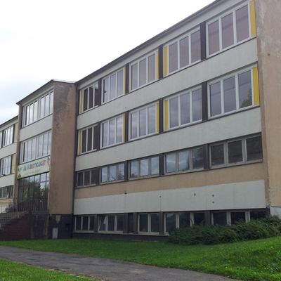 Grundschule Wurgwitz mit Hort und Kindertagesstätte vor der Sanierung