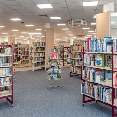 Einblick in die Stadtbibliothek im City-Center