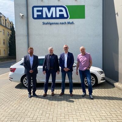 Kaufmännischer Leiter Tino Noack, Oberbürgermeister Uwe Rumberg sowie die beiden Gesellschafter Ralf Stirl und Andre Bläser (v. l. n. r.)