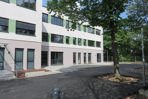 neuer Geb�udekomplex der "Wilhelmine-Reichard-Schule"
