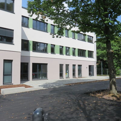 neuer Geb&auml;udekomplex der "Wilhelmine-Reichard-Schule" 
