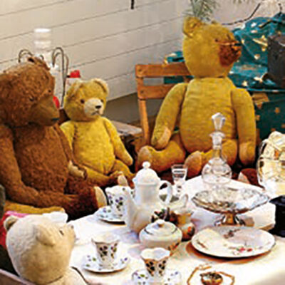 Familie Teddy beim Kaffeeklatsch