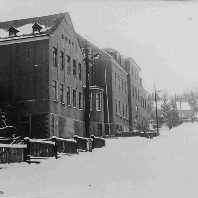 Die Schule im Januar 1987