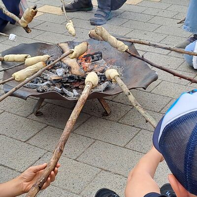 Zum Camping geh&ouml;rt auch ein Lagerfeuer