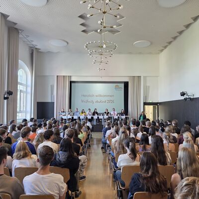 Er&ouml;ffnungsveranstaltung "Wei&szlig;eritz studiert" am Wei&szlig;eritzgymnasium