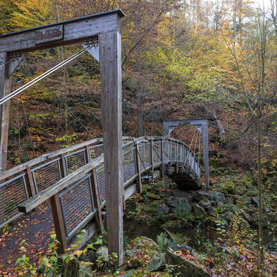 Die Arthur-Lohse-Br&uuml;cke im Rabenauer Grund vor ihrem Abriss 